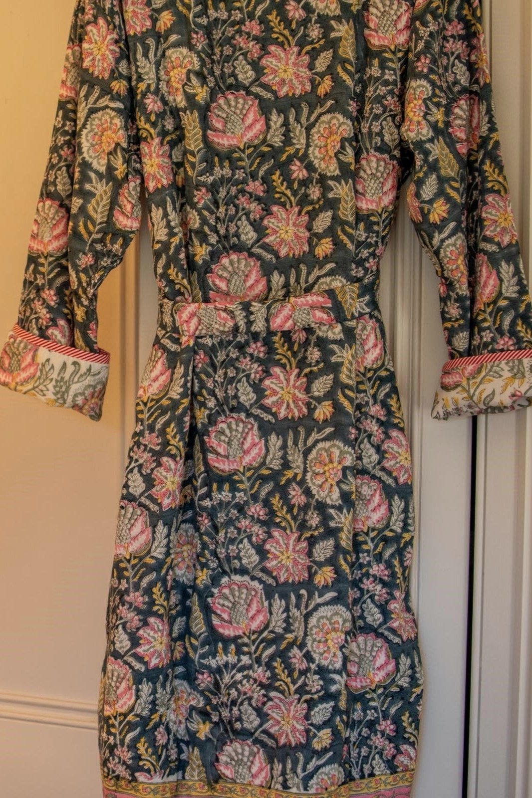 Jaisalmer block-print, quilted reversible dressing gown