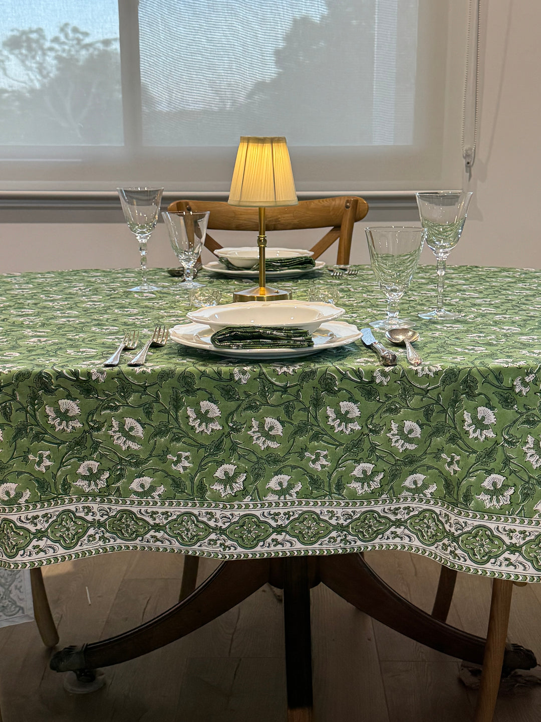 Placemat and napkin set - green and white