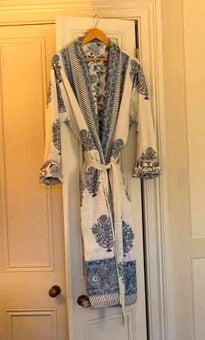 Palladio block-print, quilted reversible dressing gown